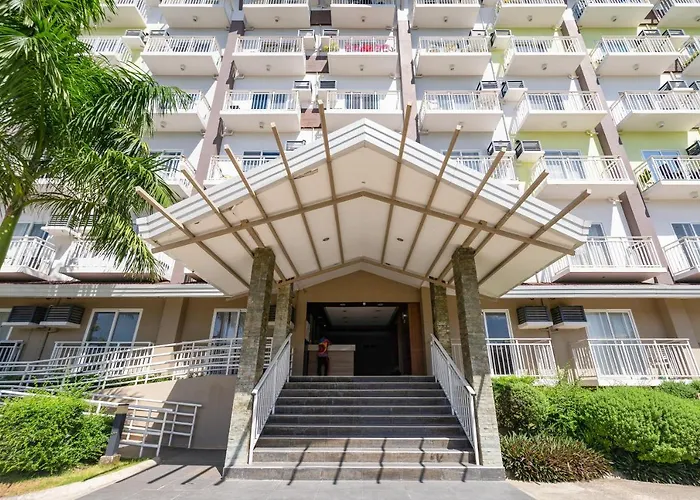 537 Amani Luxury Suite, 3 Minutes To Airport,with Gym & Pool, Fast Wi-fi, Free Netflix アパート